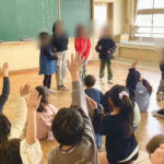 勢いよく手が上がります。