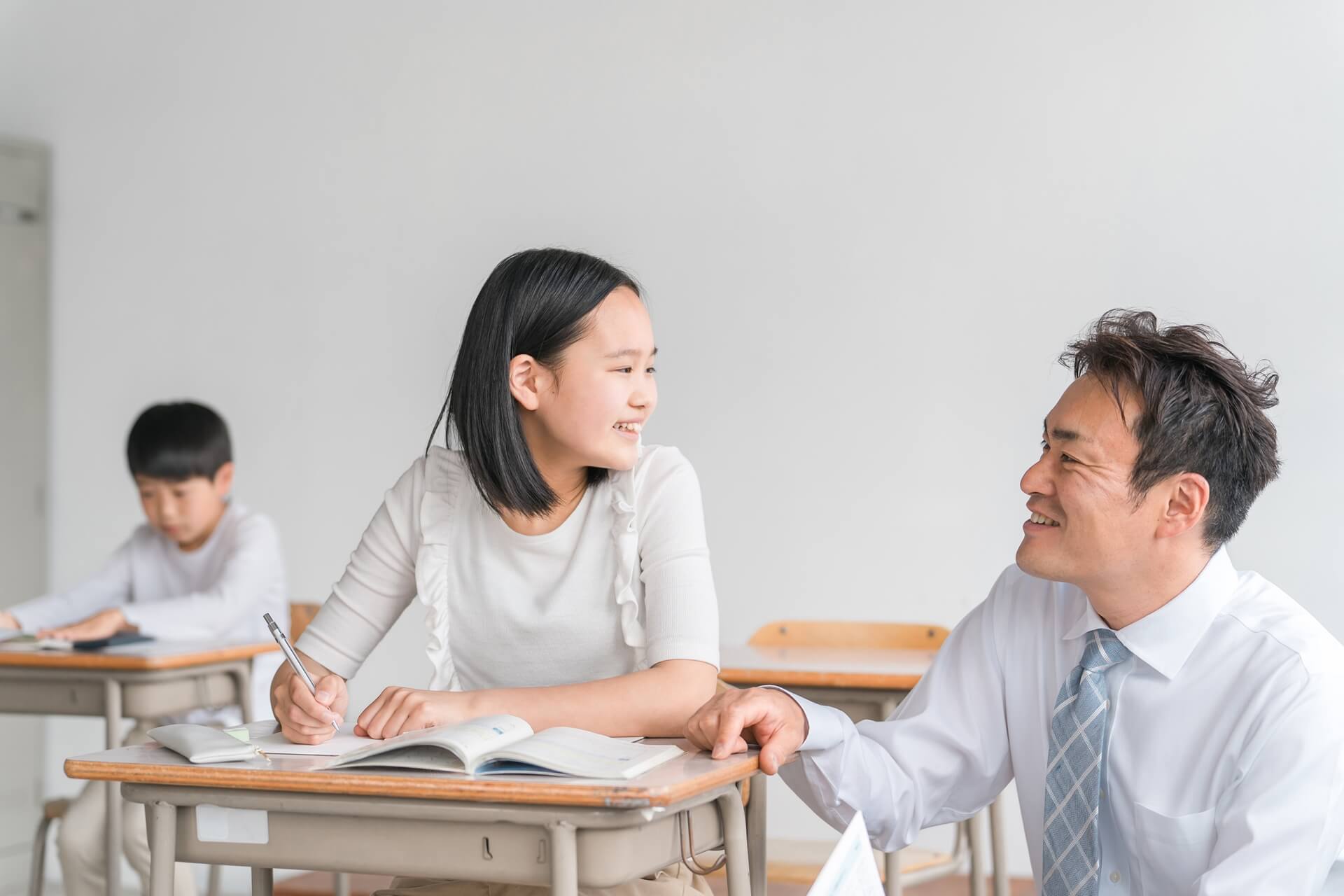 子どもの自信を育む｜大人からの言葉かけと承認の重要性